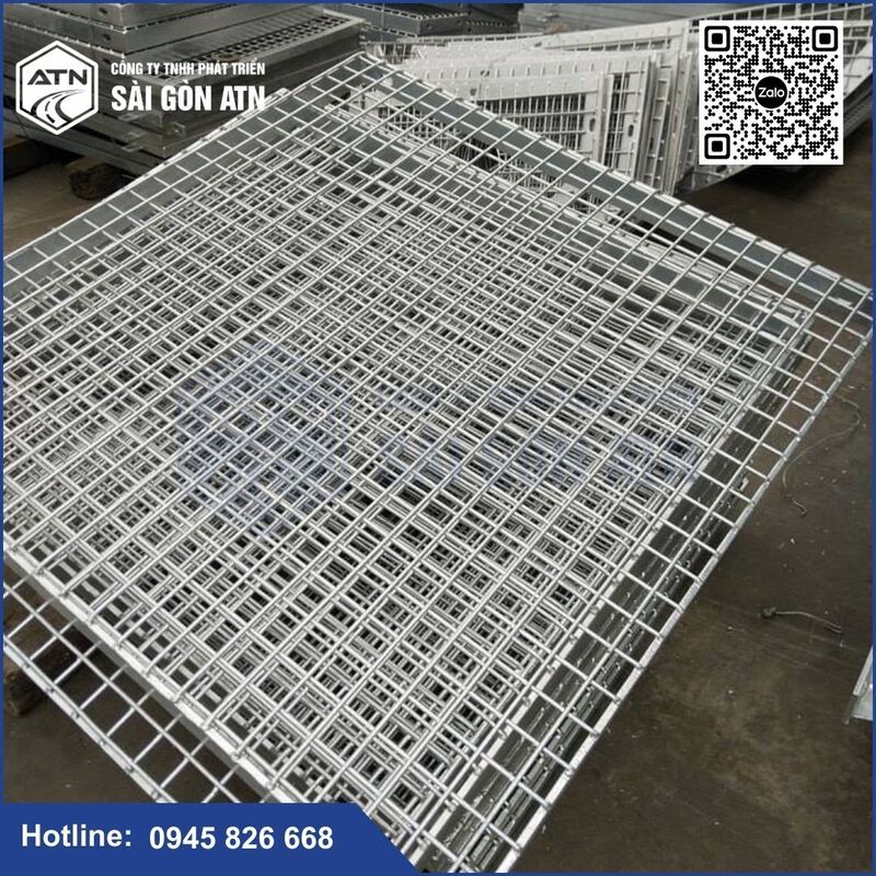 Hàng rào bảo vệ thép gai