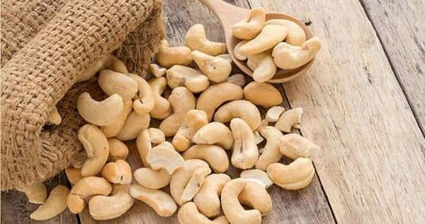 Hạt điều trắng nguyên hạt cỡ 240