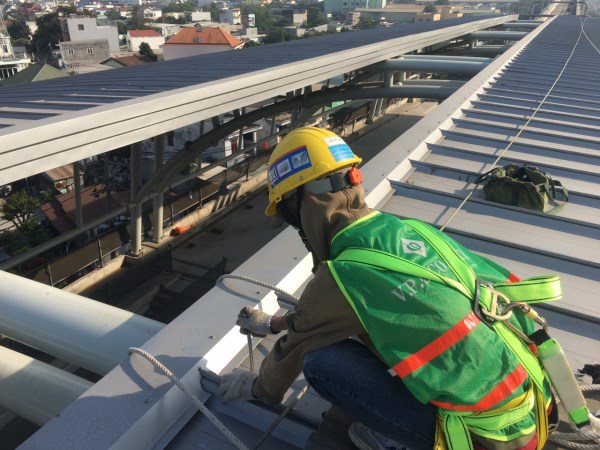 Thi công hệ thống điện