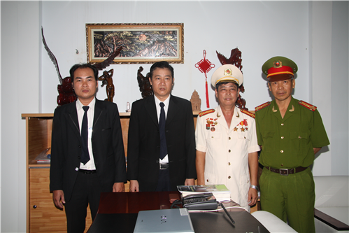 Ban lãnh đạo