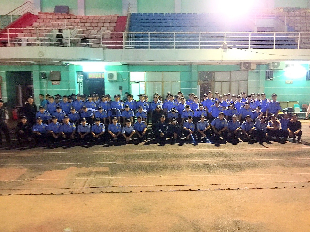 Đội ngũ nhân viên