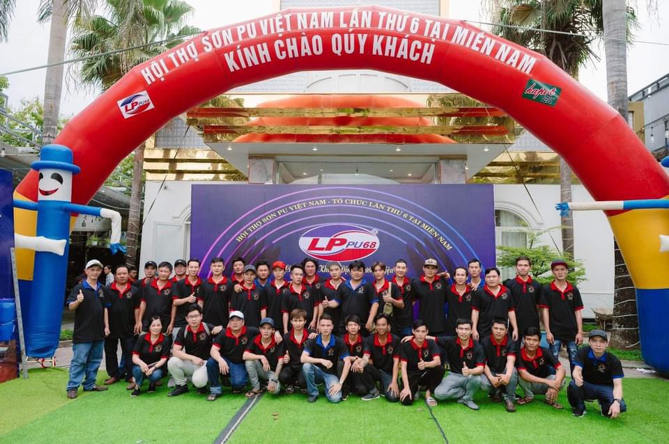Hình ảnh công ty Sơn Lộc Phát PU68