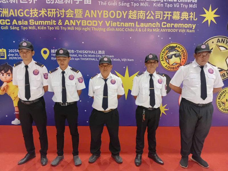 Hình ảnh hoạt động bảo vệ Hoàng Long