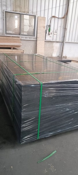 Hình ảnh kho hàng Bee Distribution Center