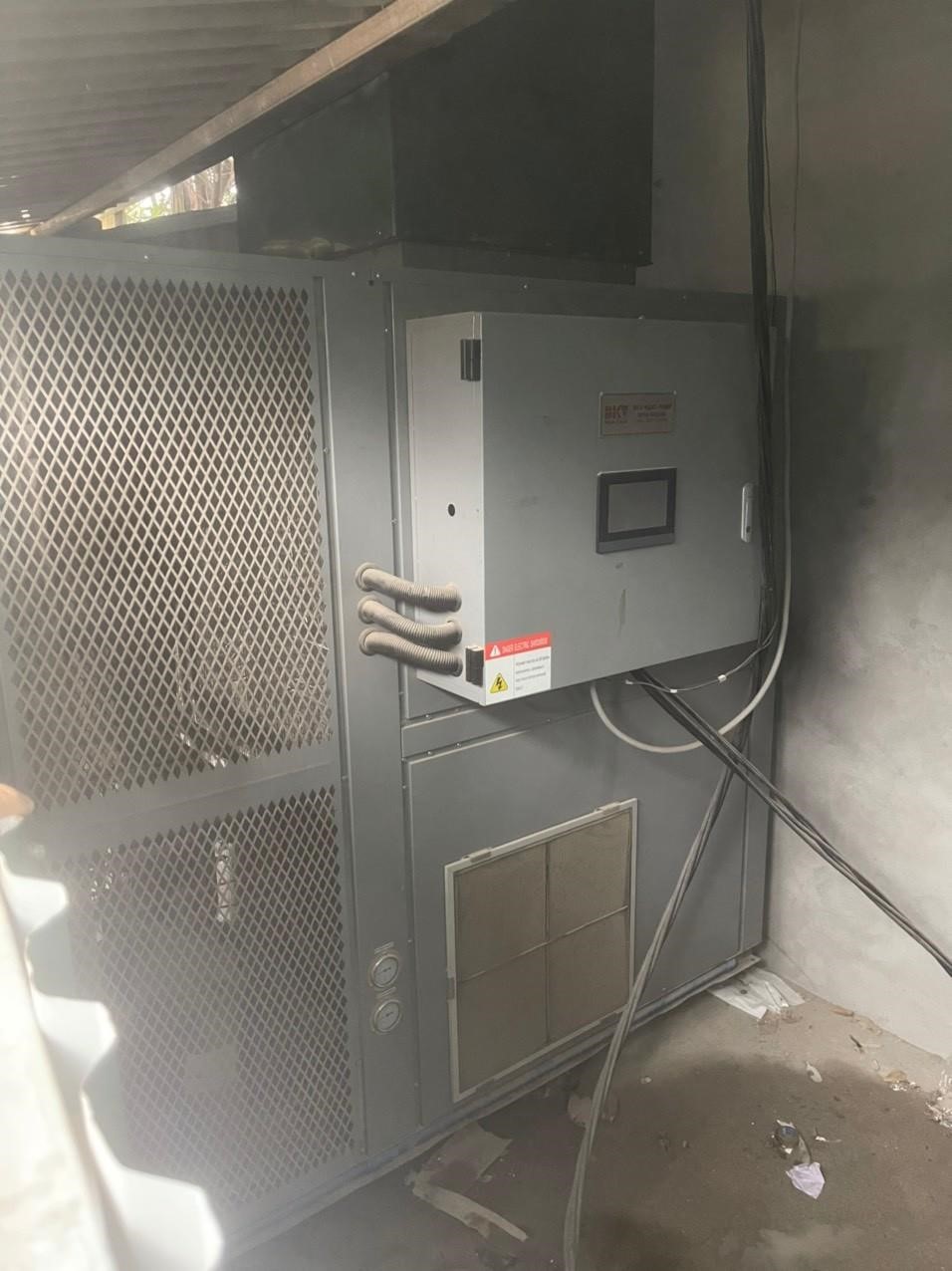 Hình ảnh máy móc công ty Pallet Gỗ Bình Gia