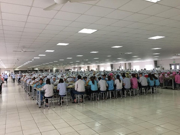 Hình ảnh tại nhà ăn