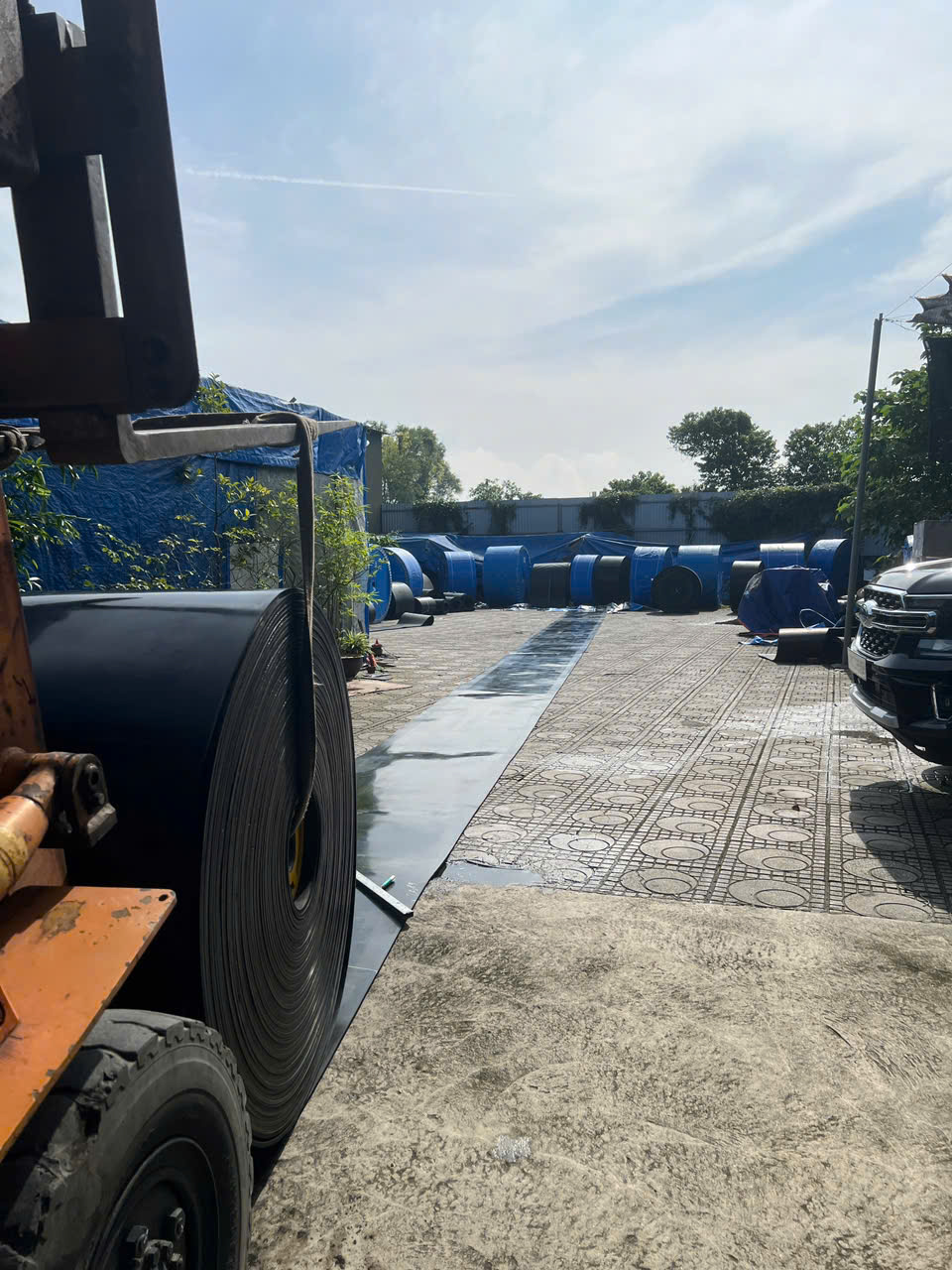 Hình ảnh thi công băng tải thực tế
