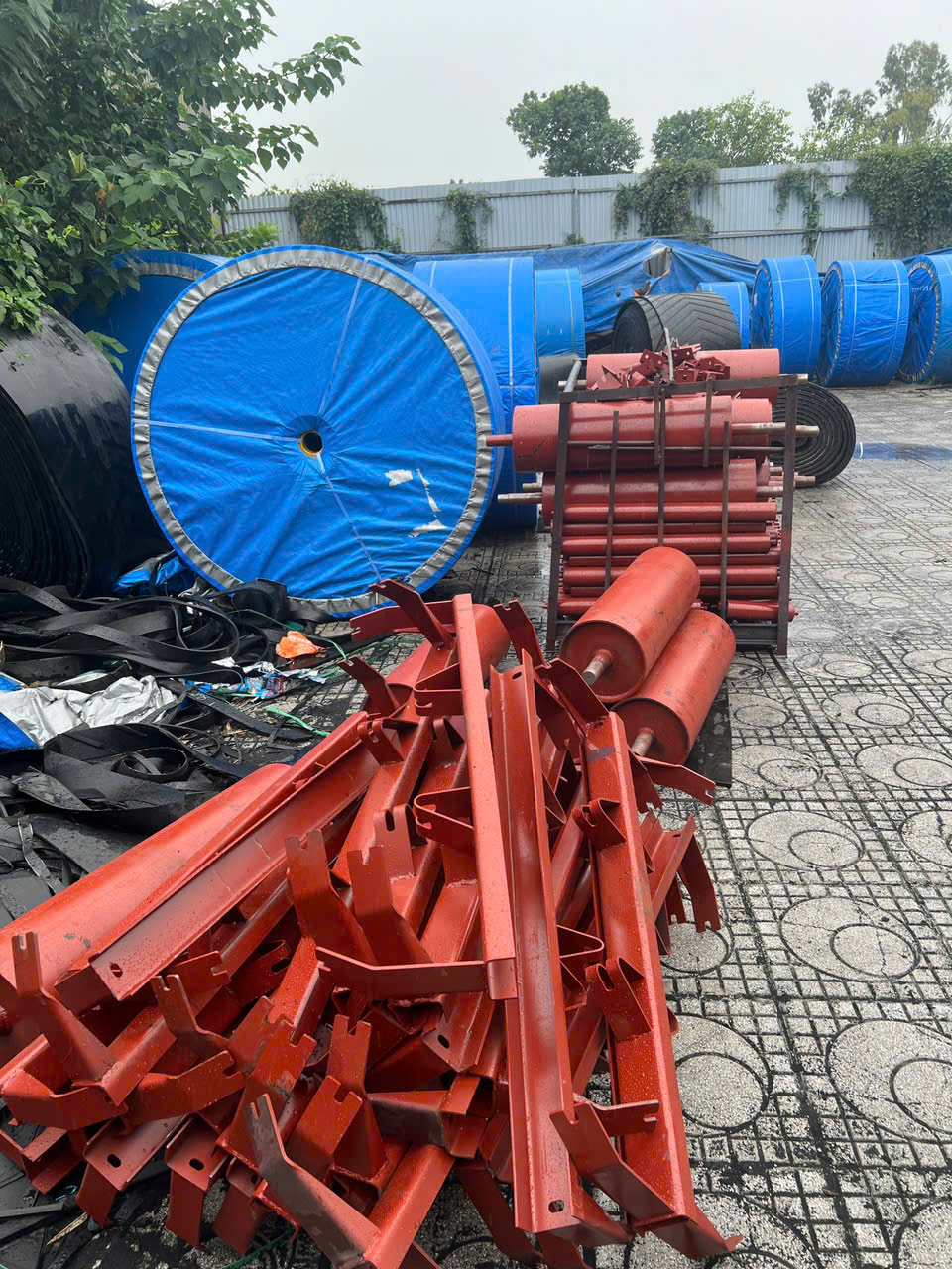 Hình ảnh thi công băng tải thực tế
