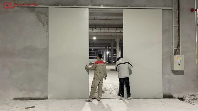 Hình ảnh thi công cửa chống cháy