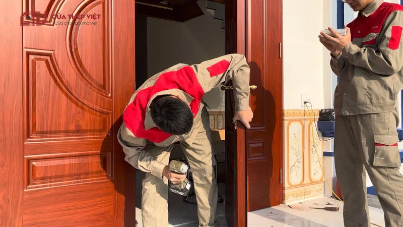 Hình ảnh thi công cửa chống cháy