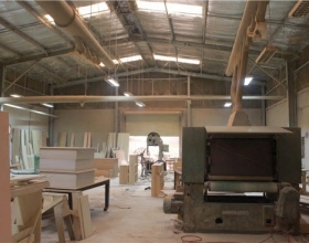 Xây dựng, sửa chữa nhà xưởng