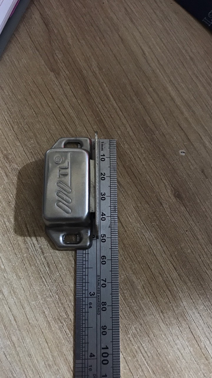 Hít tủ inox