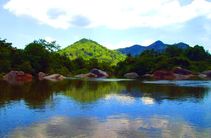 Hòn Bà Hầm