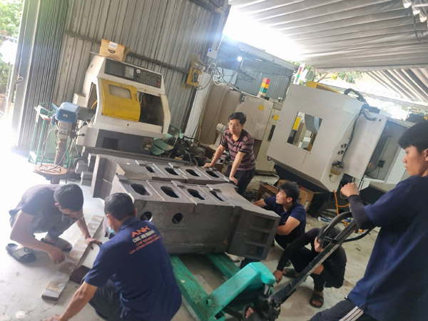 Hoạt động công ty