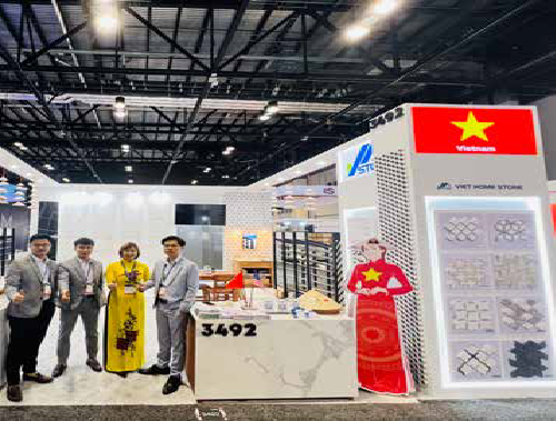 COVERINGS 2023