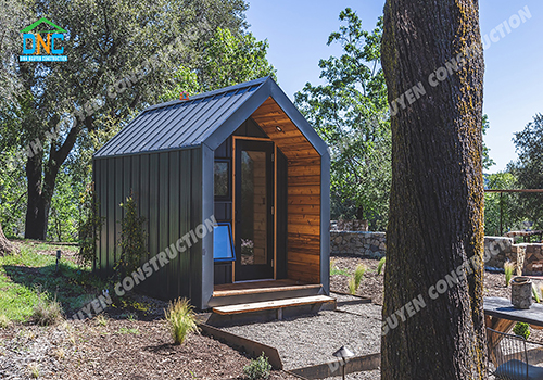 Container homestay