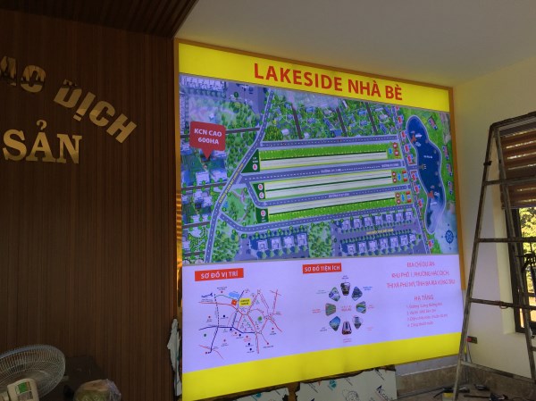 Hộp đèn UV