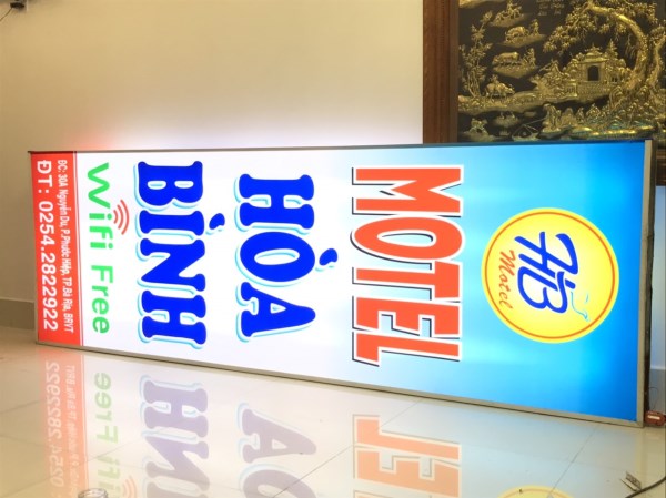 Hộp đèn UV