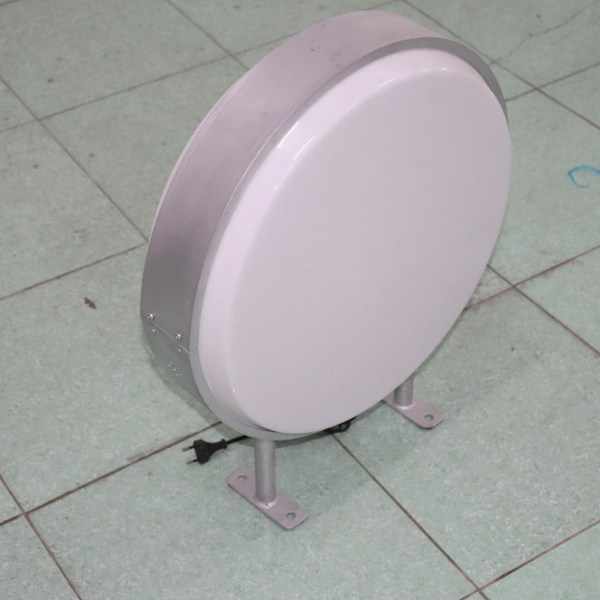 Hộp đèn hút nổi tròn