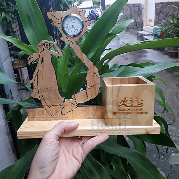 Hộp bút gỗ