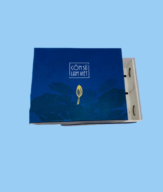 Hộp cứng nắp gập