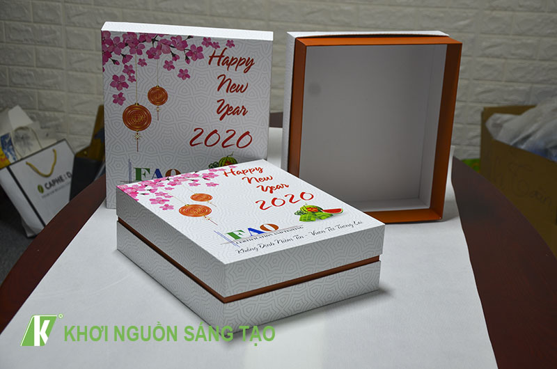 Hộp giấy quà Tết