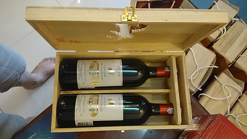 Hộp gỗ đựng rượu