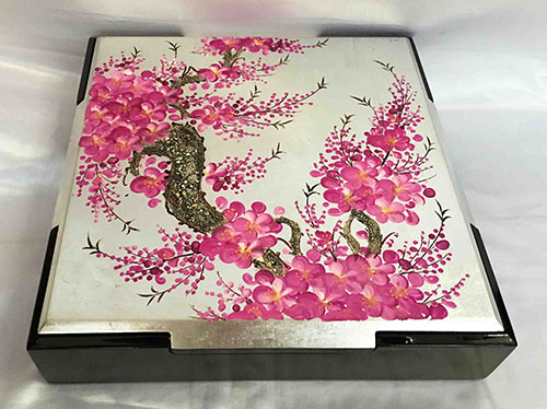 Hộp mứt vuông