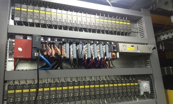 Hệ thống điều khiển tự động