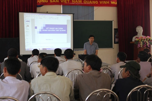 Huấn luyện an toàn