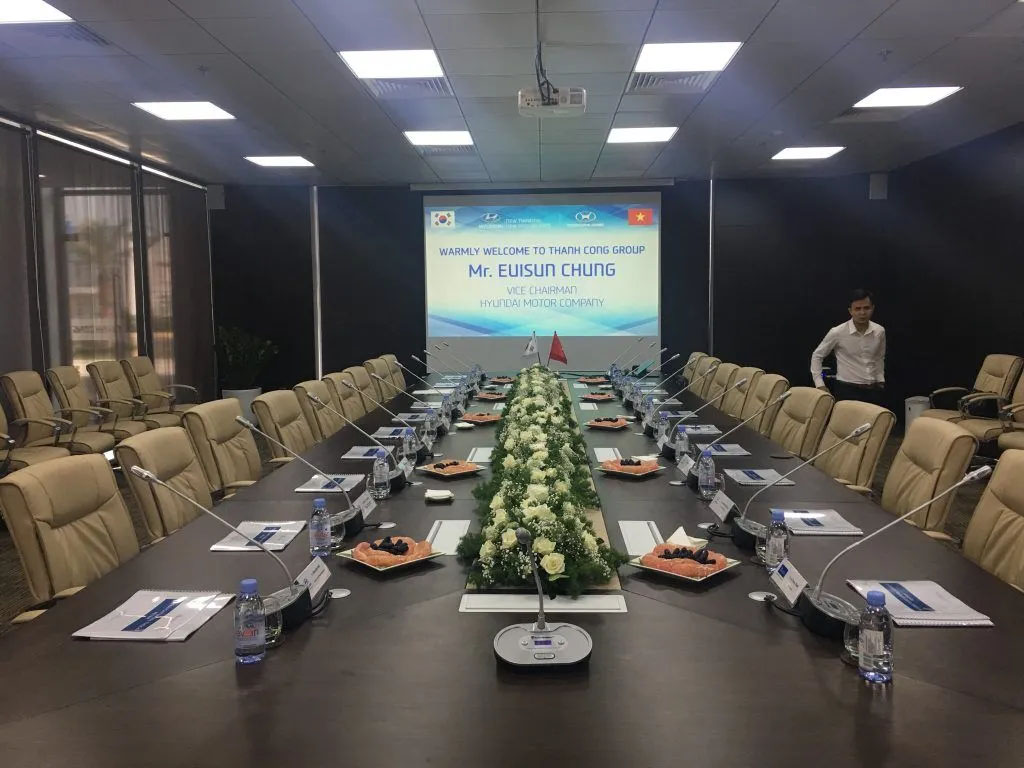 Lắp đặt hệ thống âm thanh hội thảo tại Huyndai Ninh Bình
