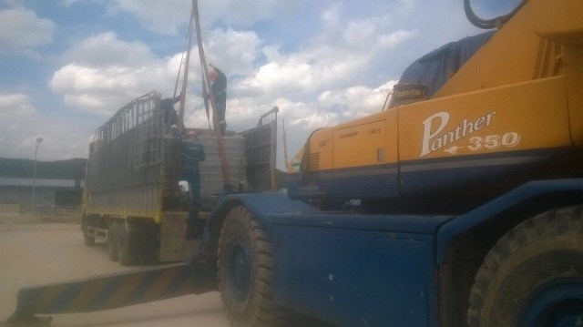 Dịch vụ vận tải đường bộ