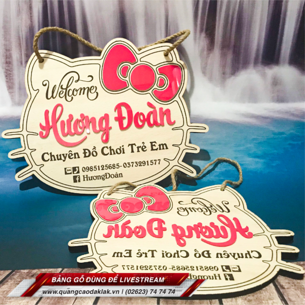 In bảng tên gỗ
