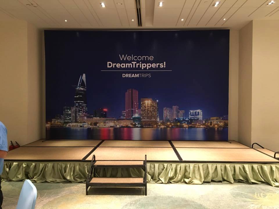 In ấn backdrop