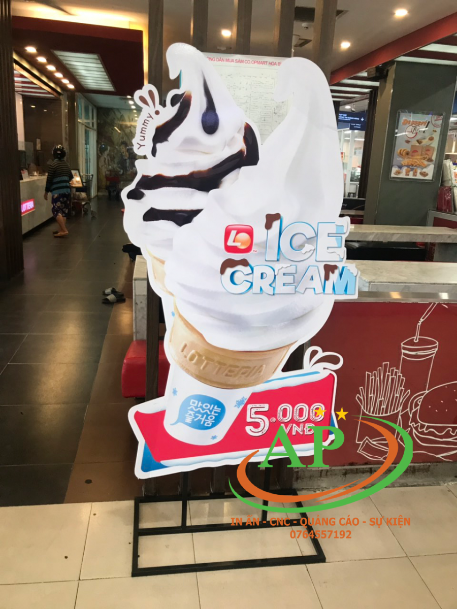 In Standee mô hình