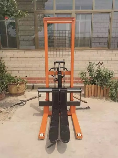 Xe nâng Interlift