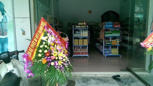 Kệ siêu thị, tạp hóa