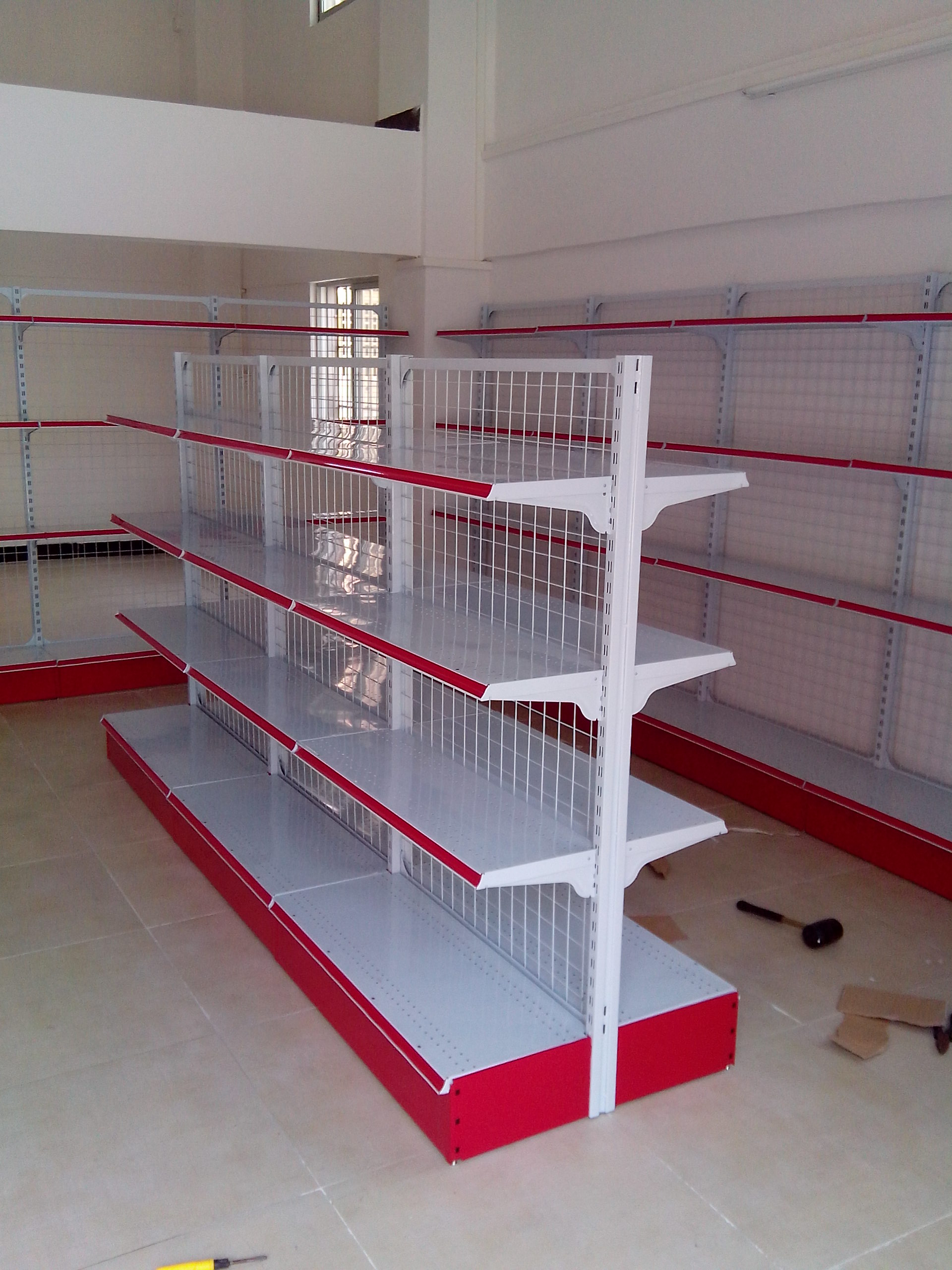 Giá kệ siêu thị