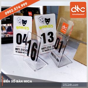 Kệ mica để bàn