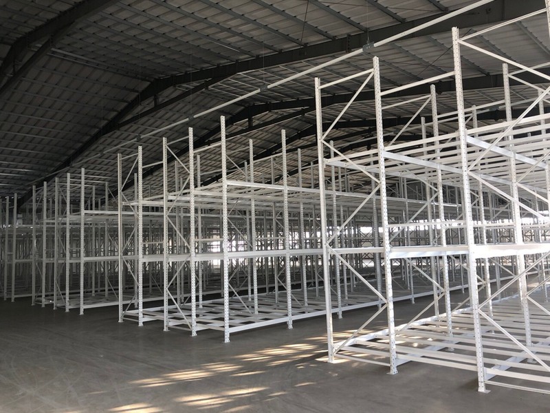 Kệ trưng bày, kệ hàng hóa