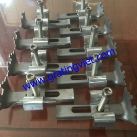 Kẹp sàn Grating