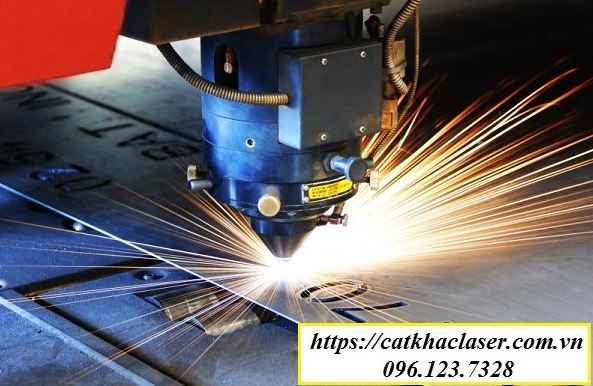 Khắc laser trên inox
