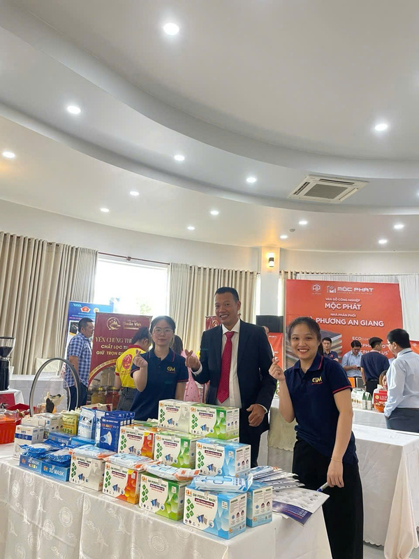 Khách hàng quốc tế