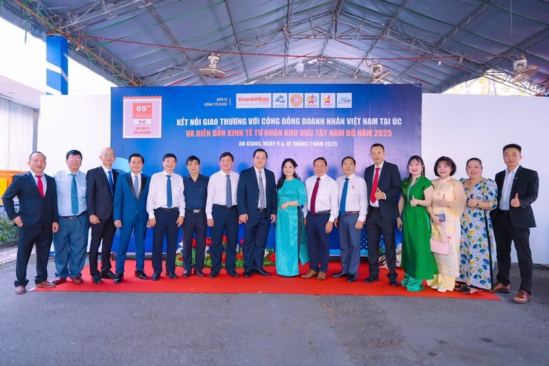 Khách hàng quốc tế