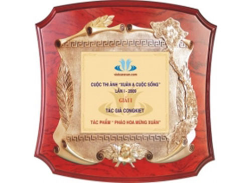 Cắt, khắc kỷ niệm chương