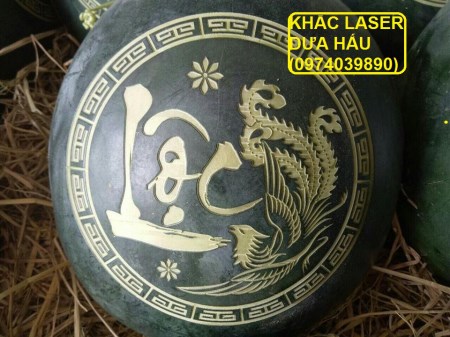 Khắc laser dưa hấu