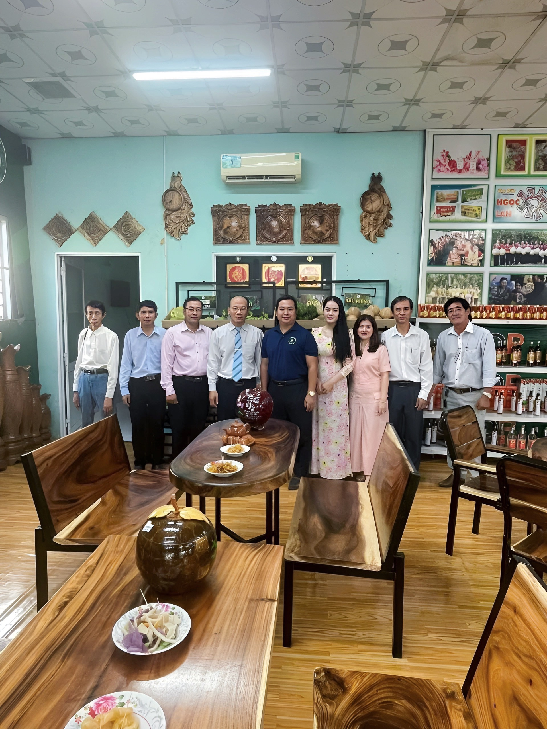 Cửa hàng OCOP & đặc sản bến tre