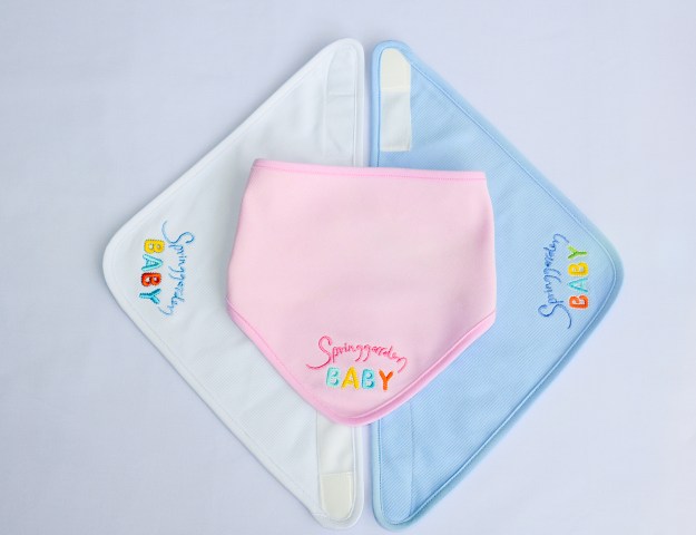 Khăn dán giữ ấm cổ