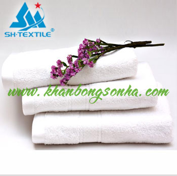 Khăn tắm khách sạn