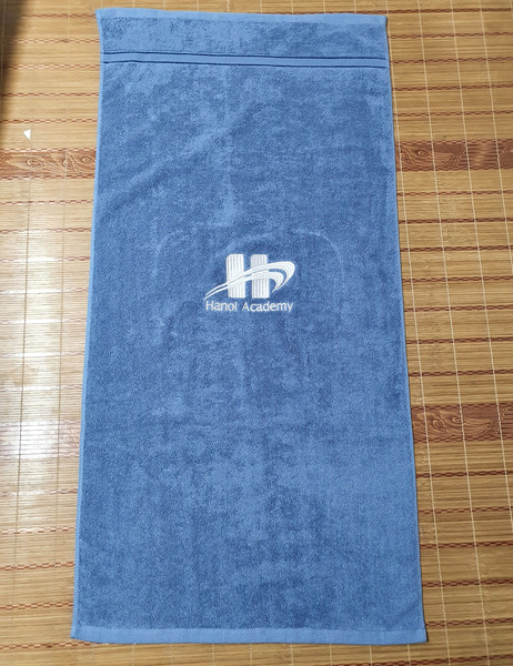 Khăn tắm thêu logo